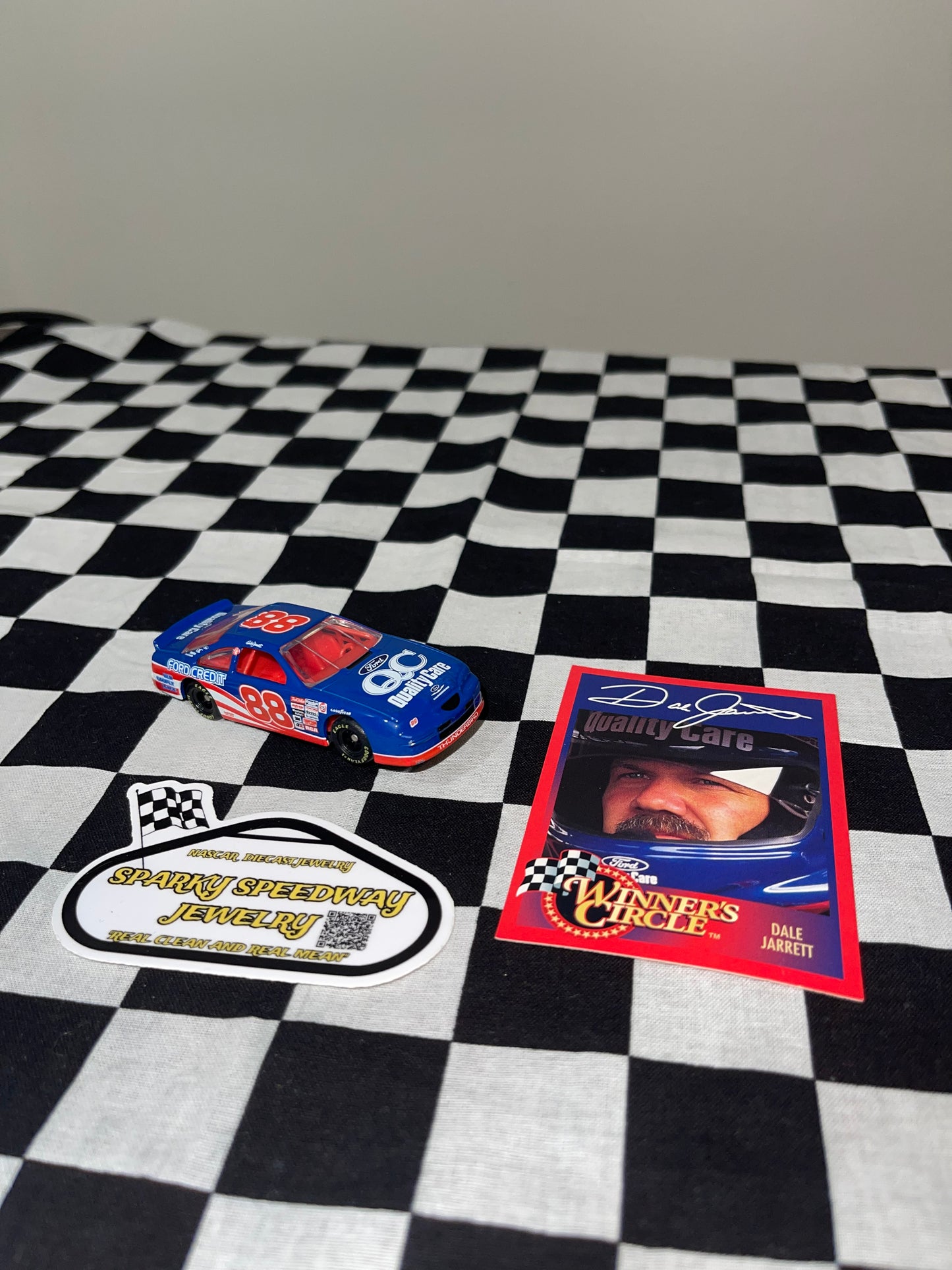 Nascar Diecast Croc Charm - Dale Jarrett #88 Ford Quality Care Service