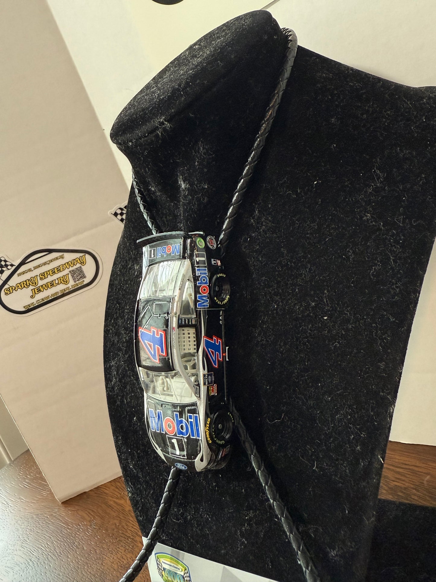 Nascar Bolo Tie - Kevin Harvick #4 Mobil 1 (2019 Michigan Win)