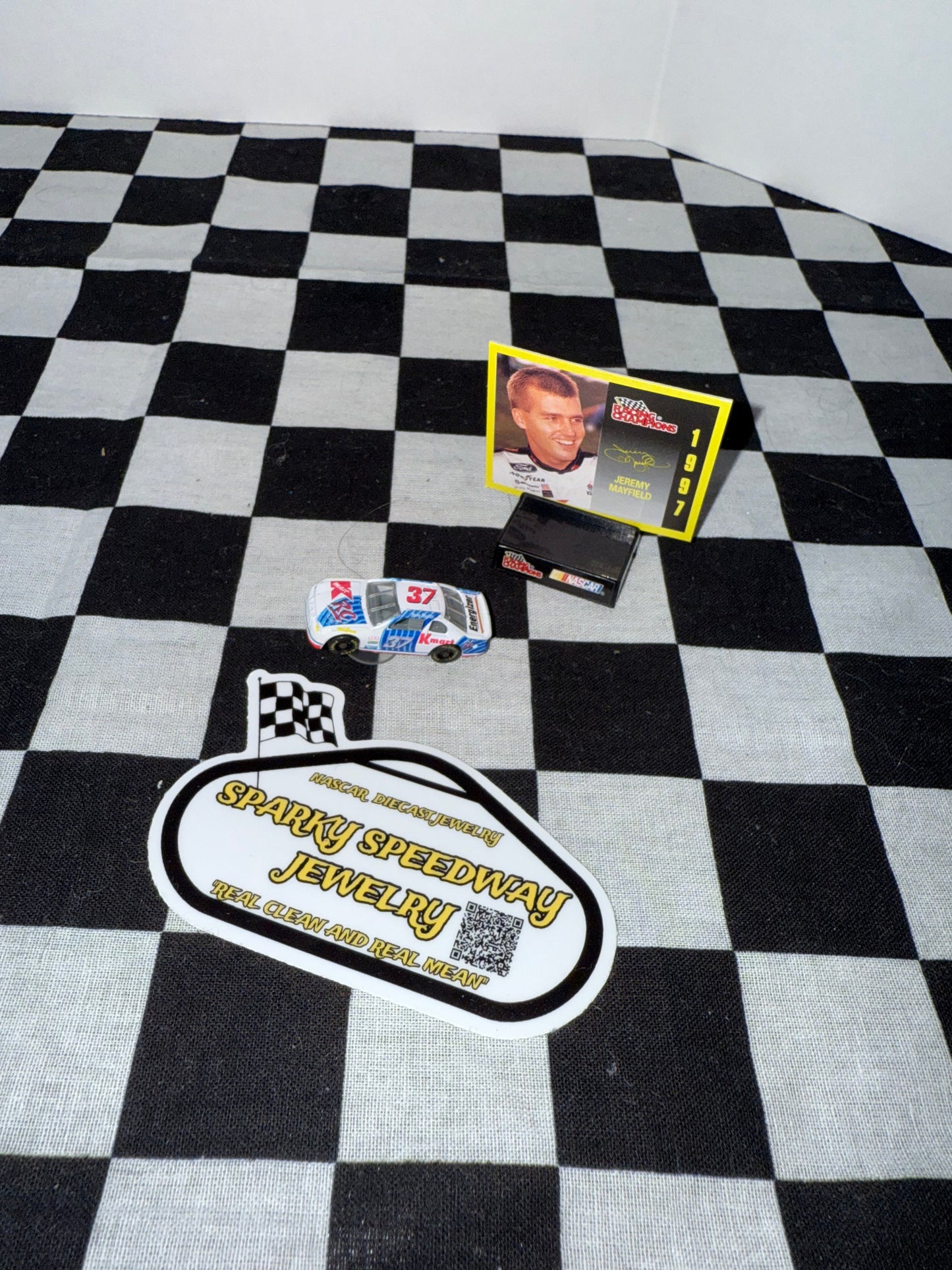 Nascar Croc Charm - Jeremy Mayfield #37 K-Mart (1:44)