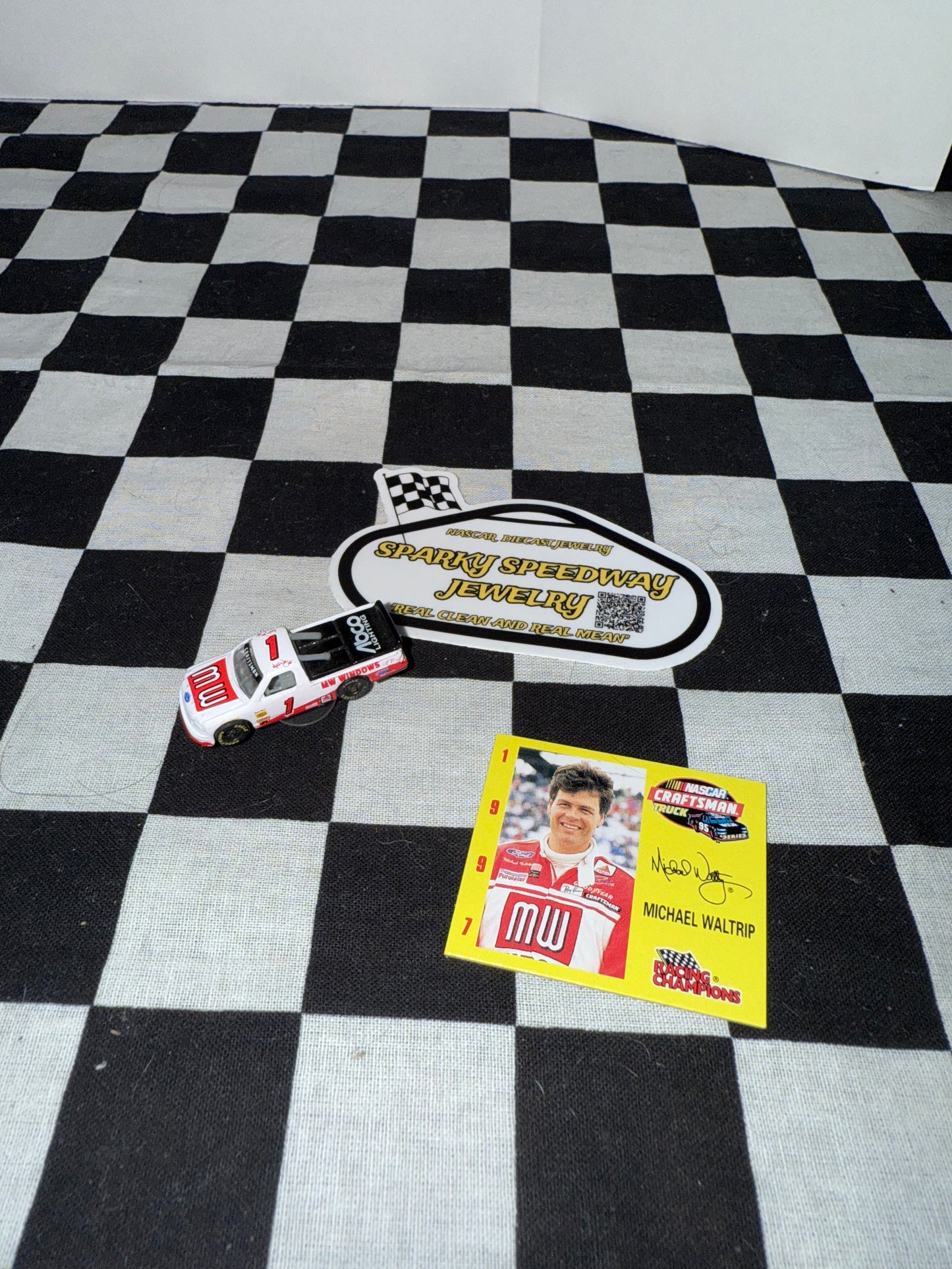 Nascar Croc Charm - Michael Waltrip #1 MW Windows (1:144)