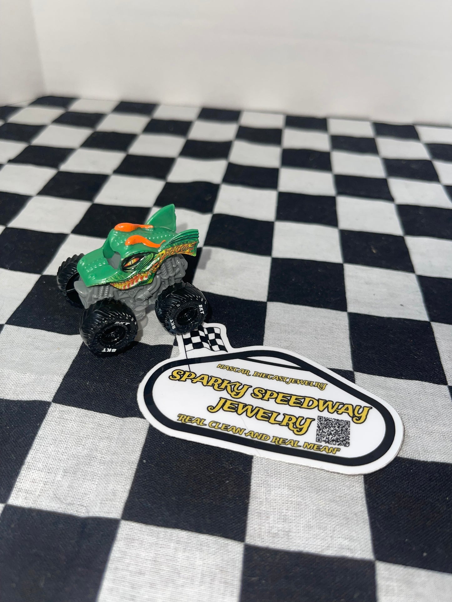 Monster Jam Croc Charm - Dragon