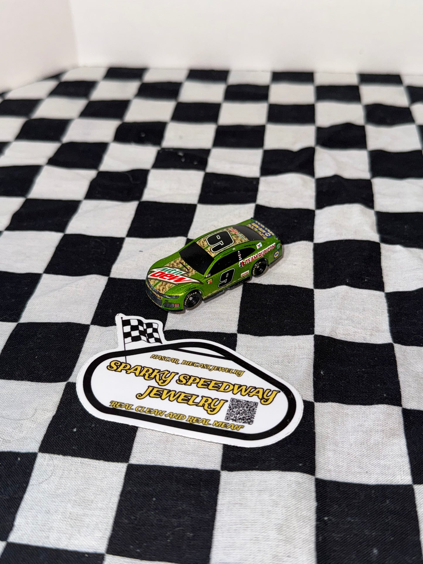 Nascar Croc Charm - Chase Elliott #9 Mountain Dew