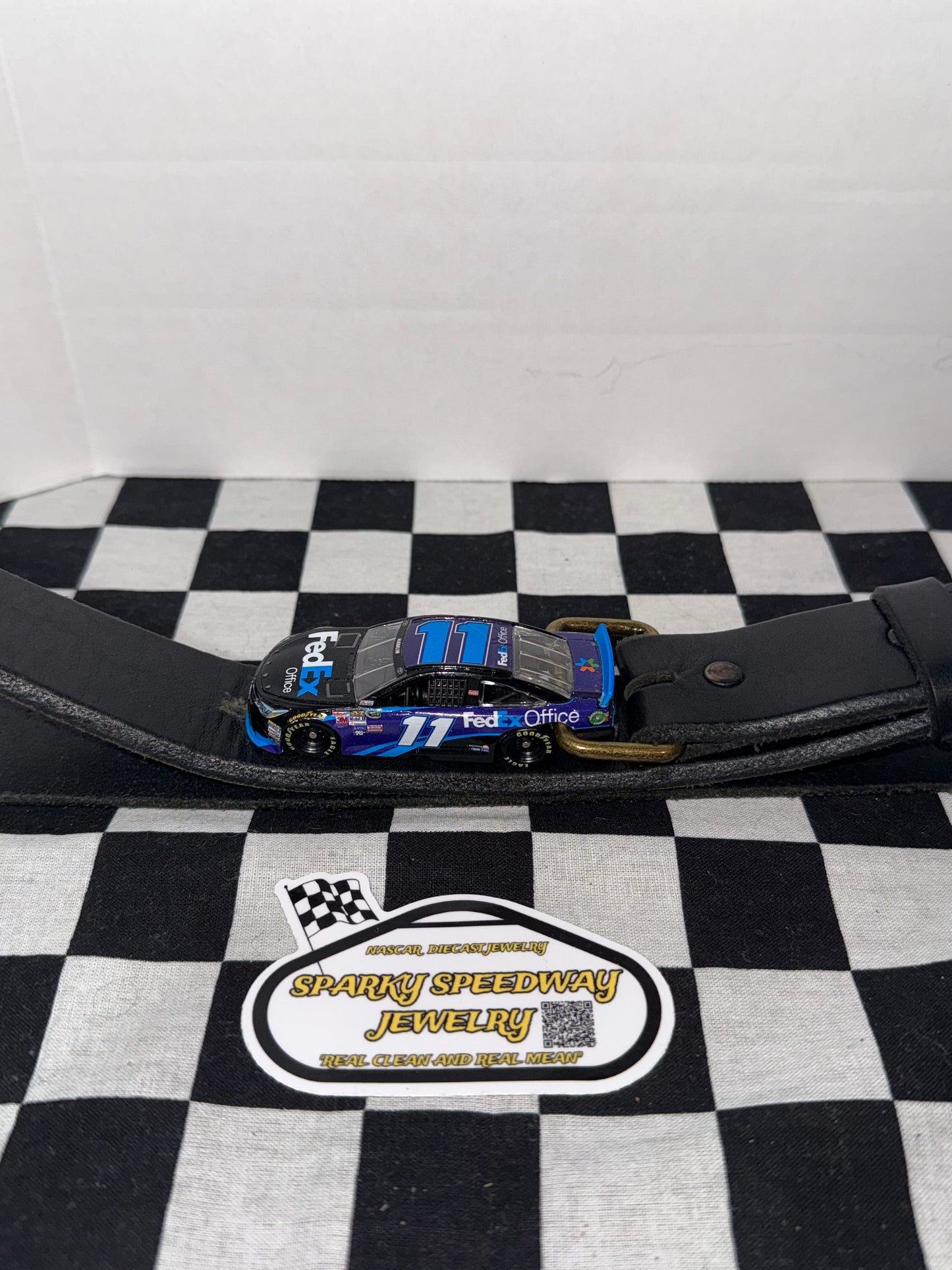 Nascar Belt Buckle - Denny Hamlin #11 FedEx Office