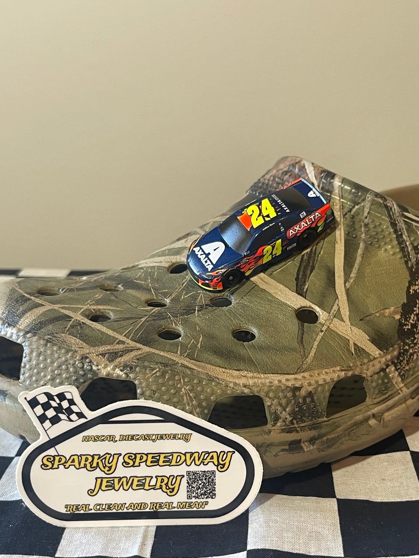 Nascar Croc Charm - William Byron #24 Axalta (1:87)