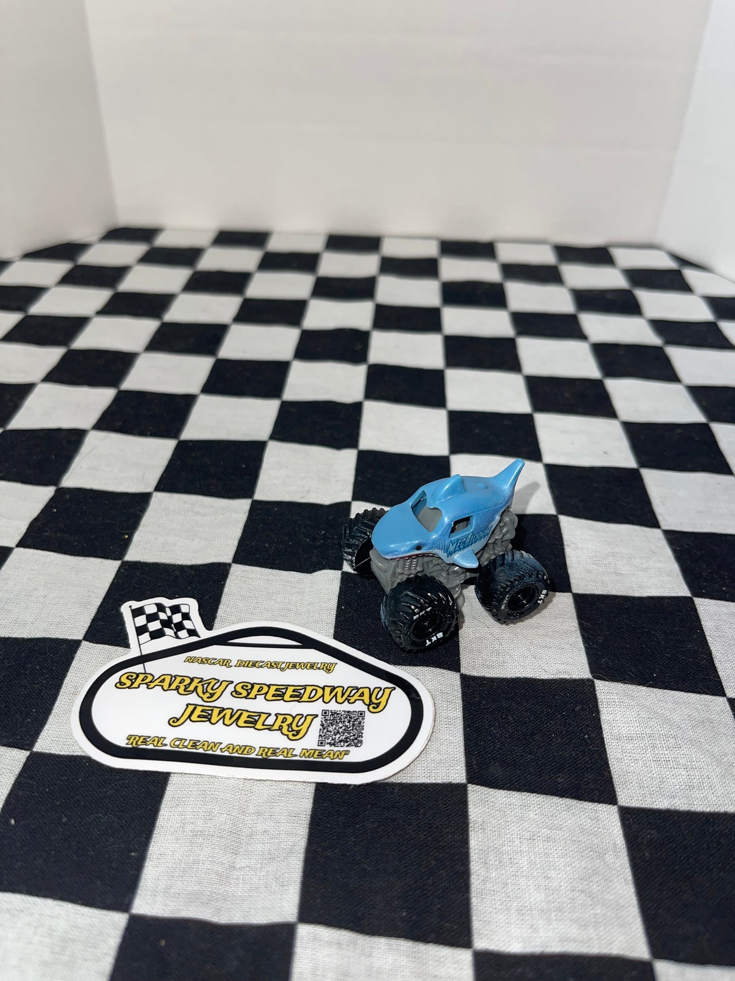 Monster Jam Croc Charm - Megalodon