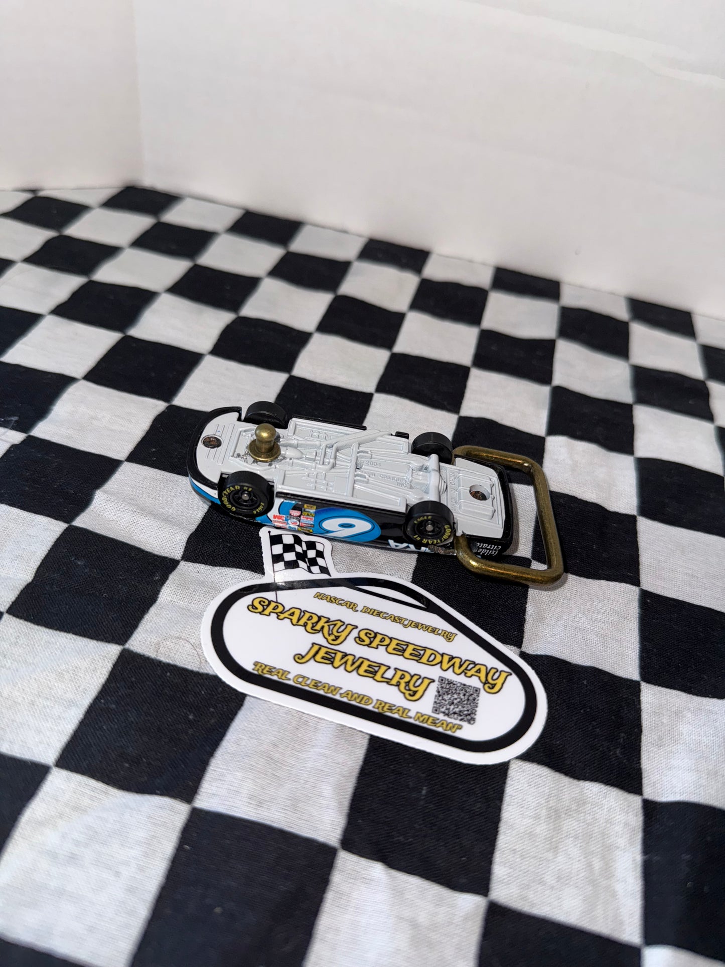 Nascar Belt Buckle - Mark Martin #6 Viagra