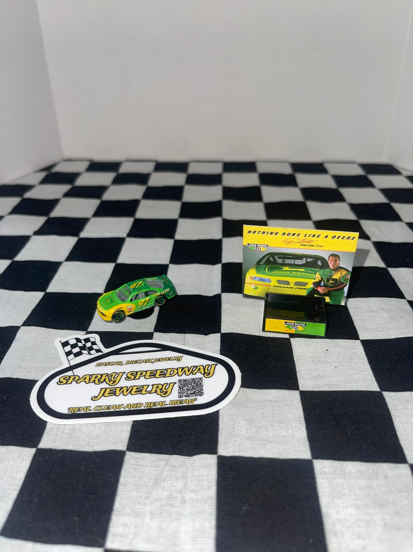 Nascar Croc Charm - Chad Little #97 John Deer (1:144)