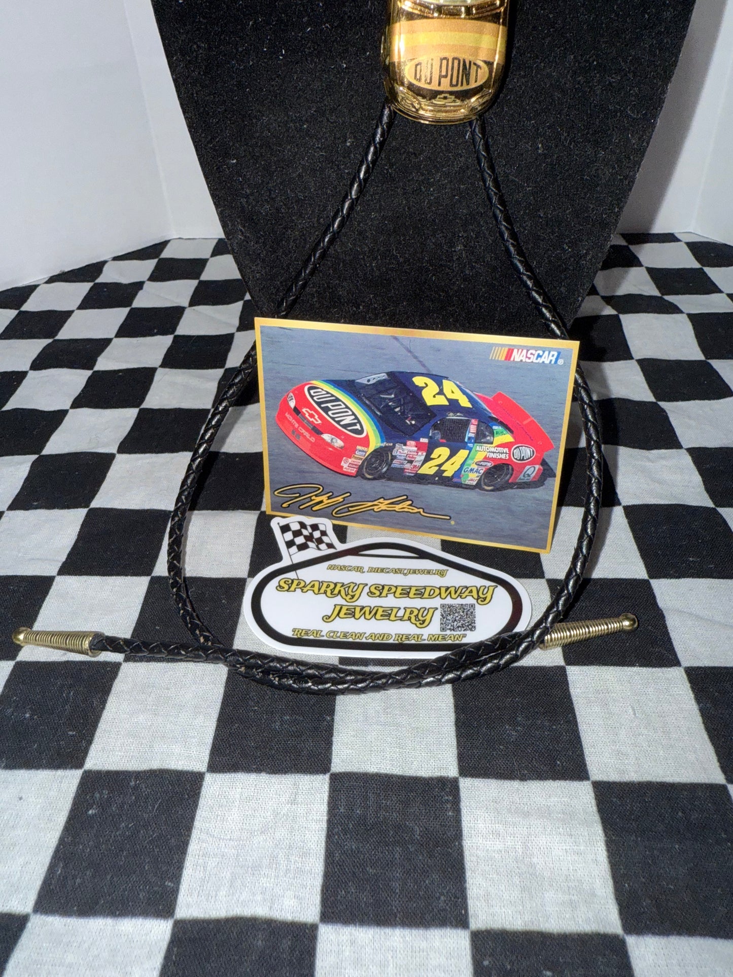 Nascar Bolo Tie - Jeff Gordon #24 Dupont (24K Gold Plated)