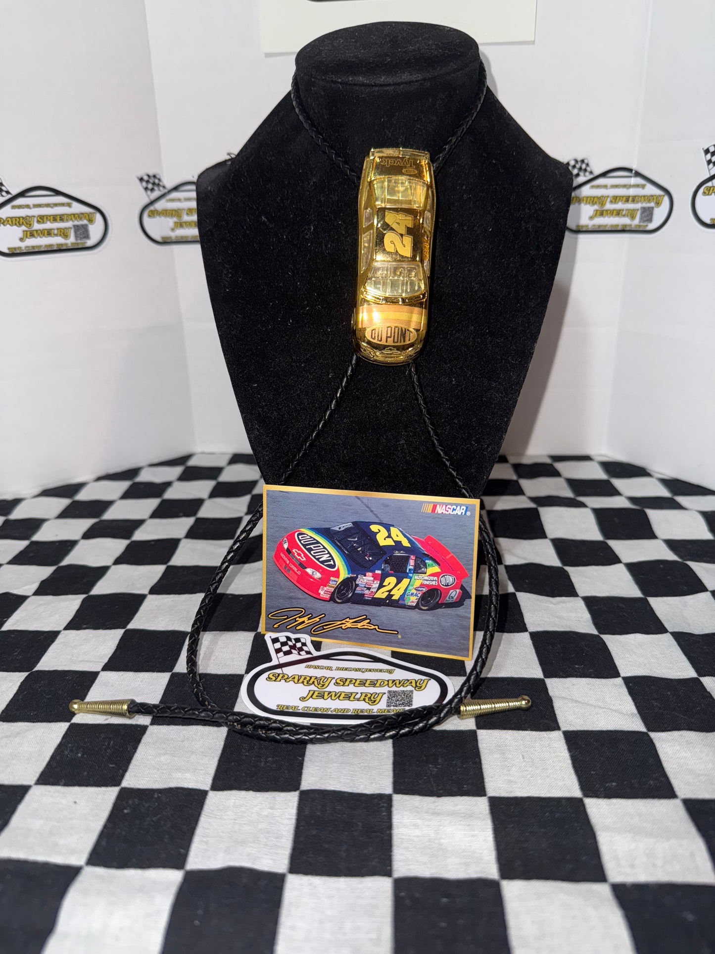 Nascar Bolo Tie - Jeff Gordon #24 Dupont (24K Gold Plated)