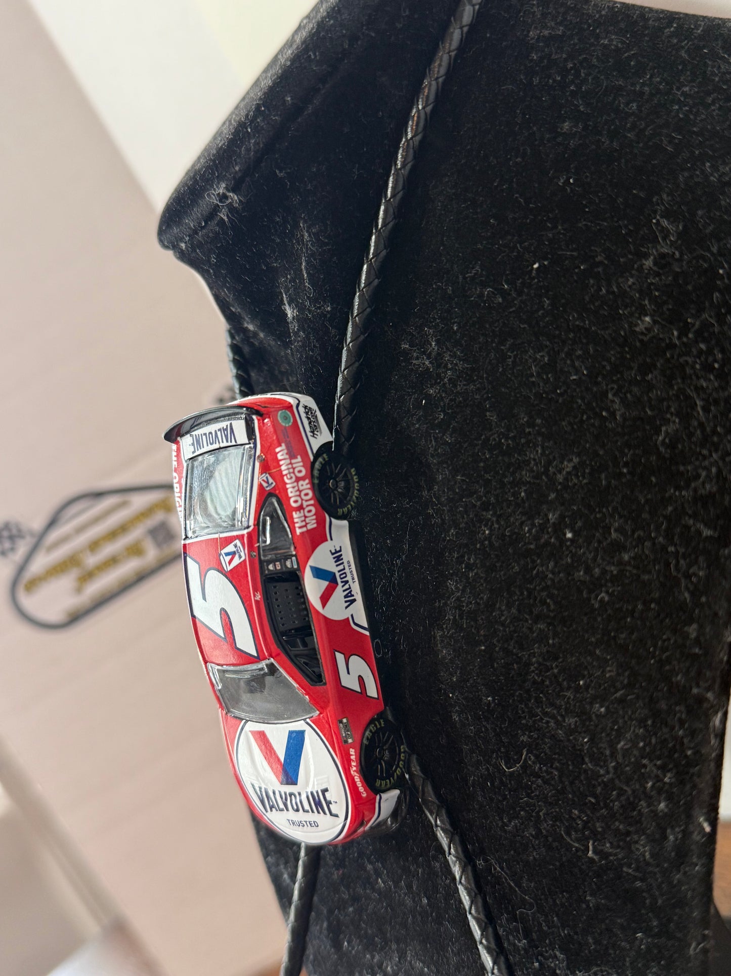 Nascar Bolo Tie - Kyle Larson #5 Valvoline