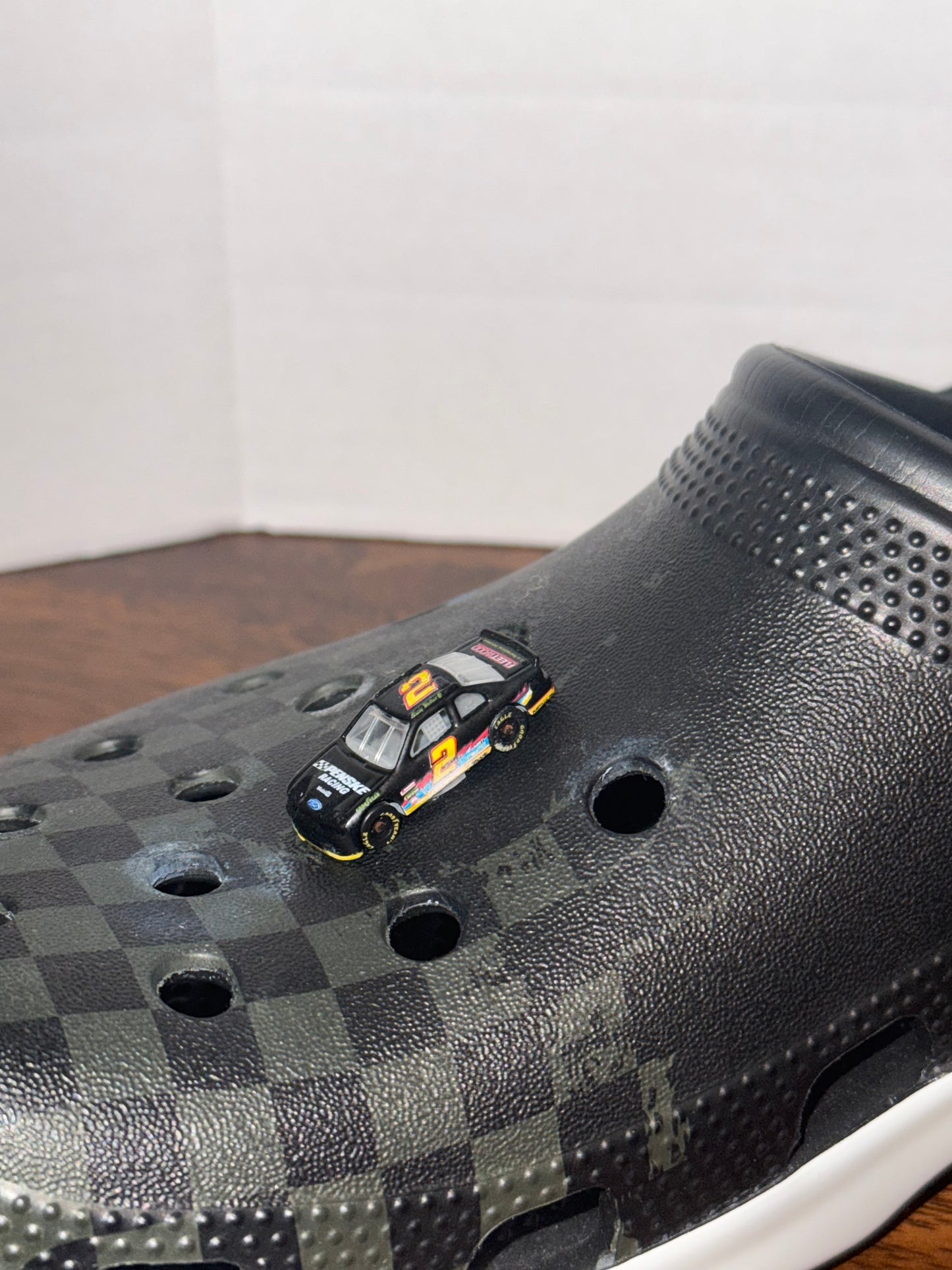 Nascar Croc Charm - Rusty Wallace #2  (1:144)