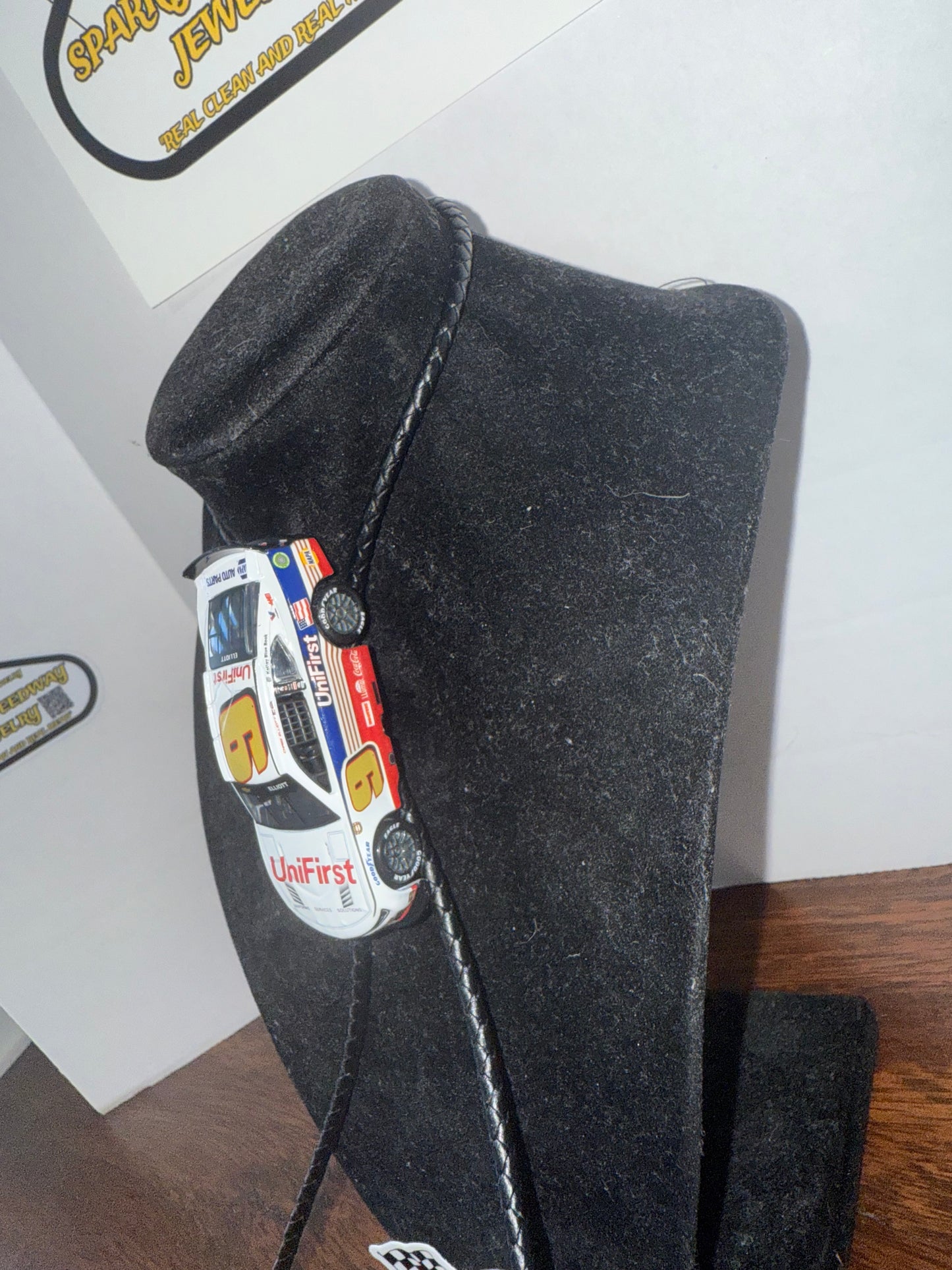 Nascar Bolo Tie - Chase Elliott #9 UniFirst (2024 Throwback)