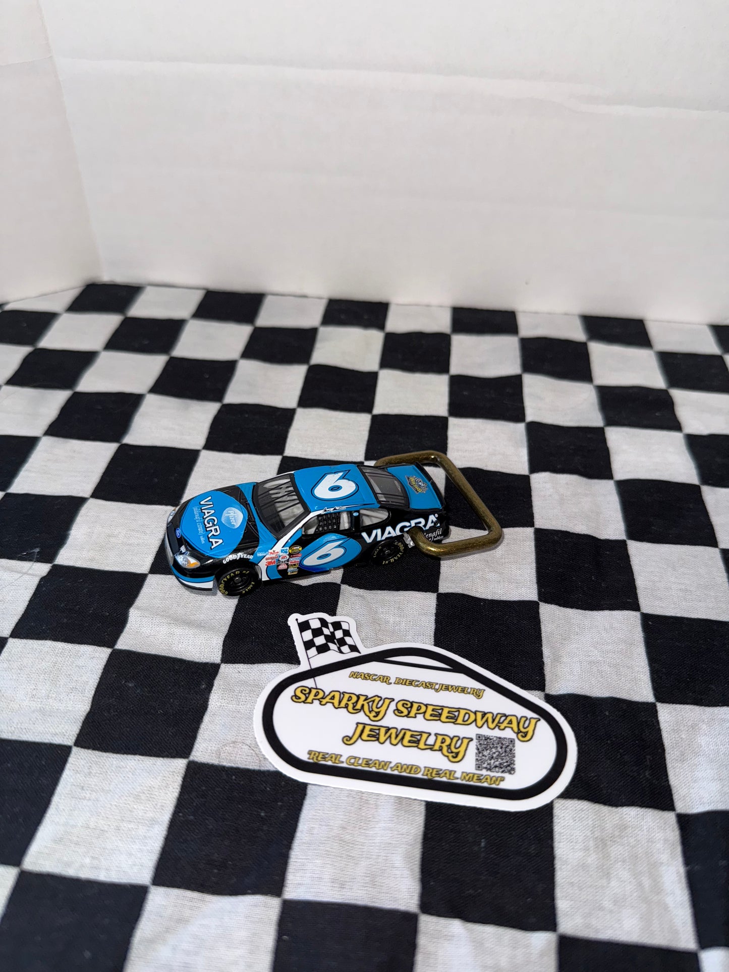 Nascar Belt Buckle - Mark Martin #6 Viagra