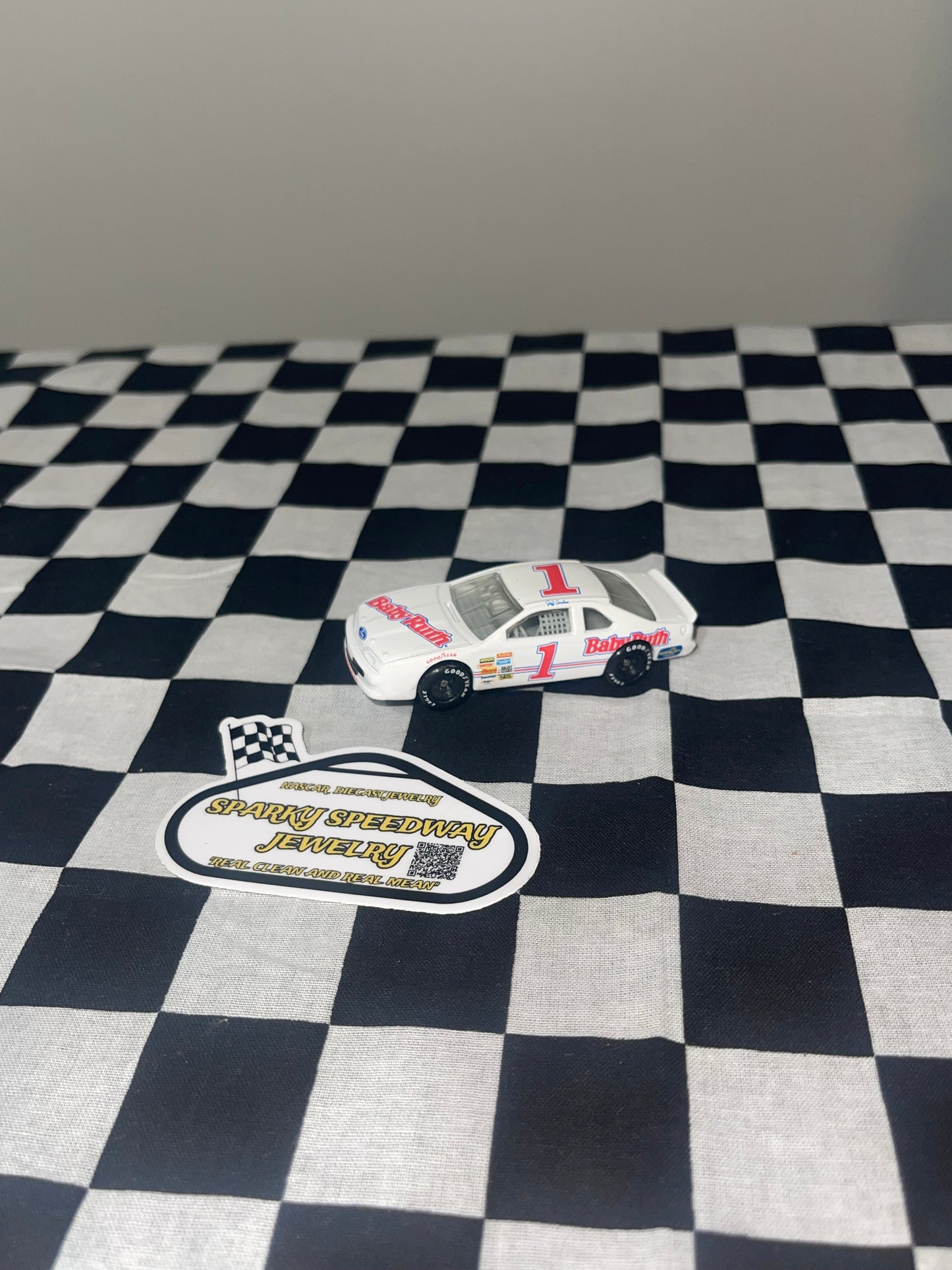 Nascar Croc Charm - Jeff Gordon #1 Baby Ruth