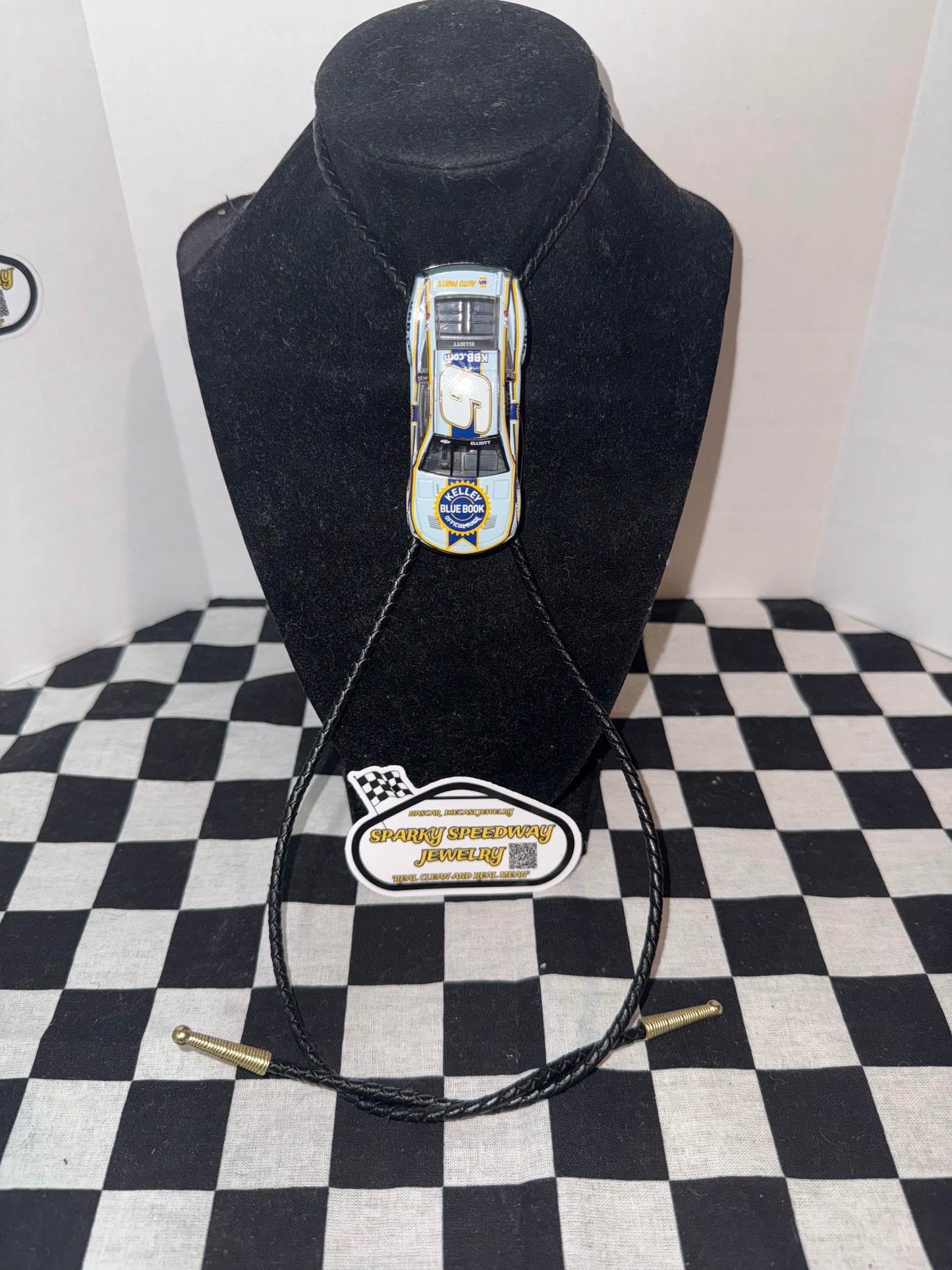 Nascar Bolo Tie - Chase Elliott #9 Kelly Blue Book